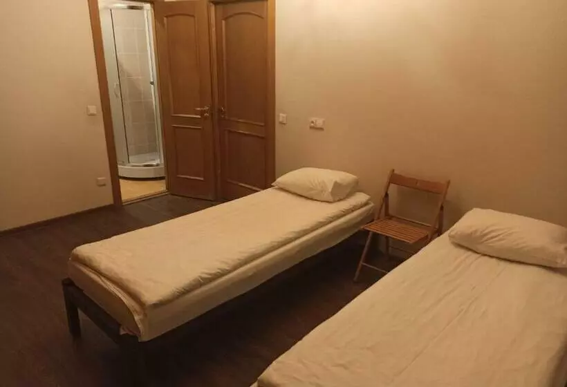 Rock N Hostel