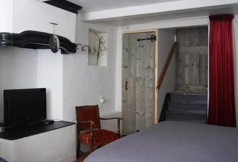 Aamiaismajoitus (B&B) De Zevenster Gevestigd Aan De Winkelstraat