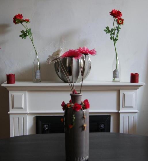 مبيت وإفطار De Zevenster Gevestigd Aan De Winkelstraat