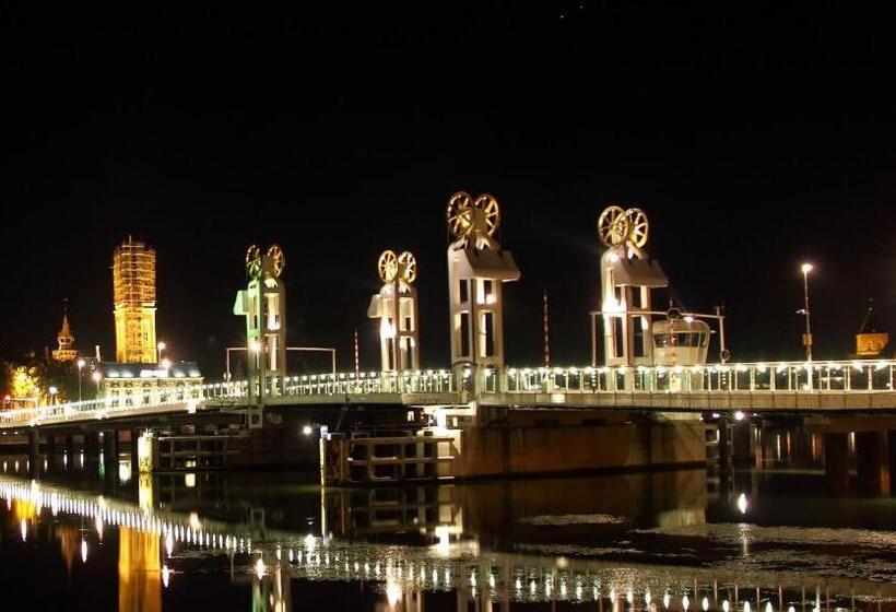 مبيت وإفطار De Zevenster Gevestigd Aan De Winkelstraat