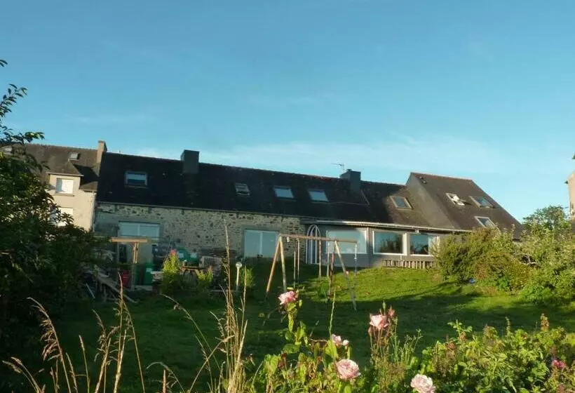 Aamiaismajoitus (B&B) Gite Des Confitures à Lanvéoc Crozon