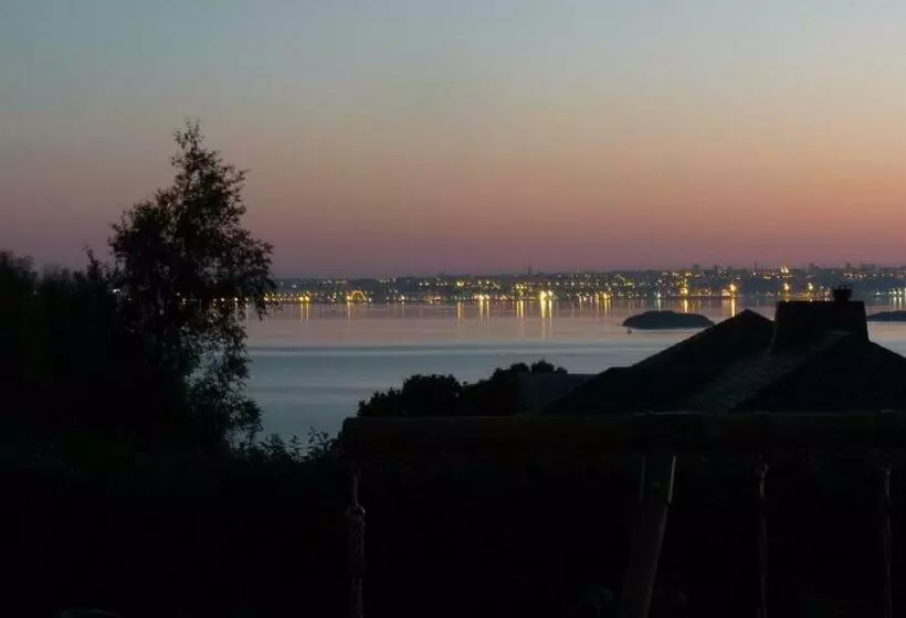 Aamiaismajoitus (B&B) Gite Des Confitures à Lanvéoc Crozon