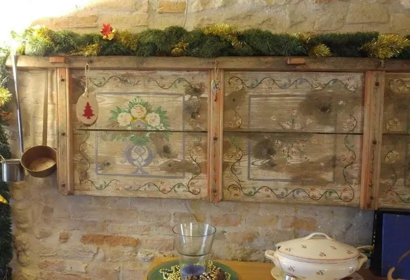 تختخواب و صبحانه Villa Perenich