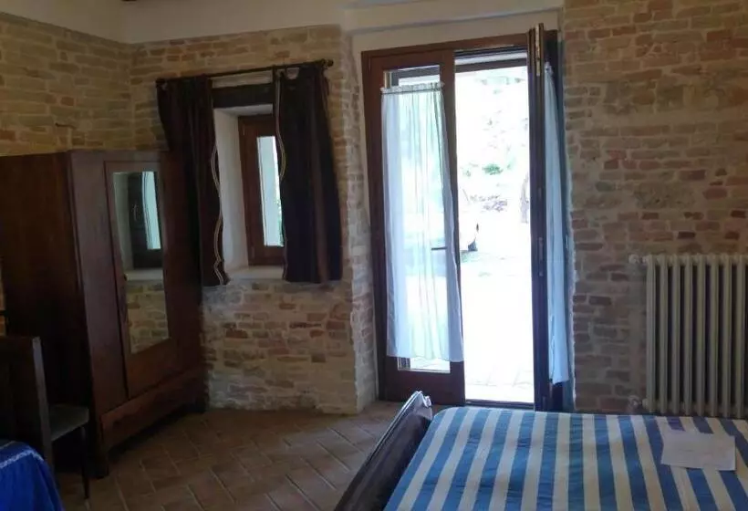 تختخواب و صبحانه Villa Perenich