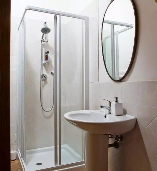 تختخواب و صبحانه Villa Perenich