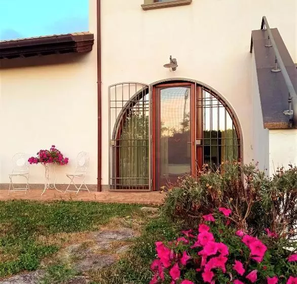 Hotelli Azienda Agricola Pian Del Grano