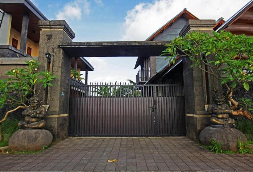 پانسیون Arsuma Guest House