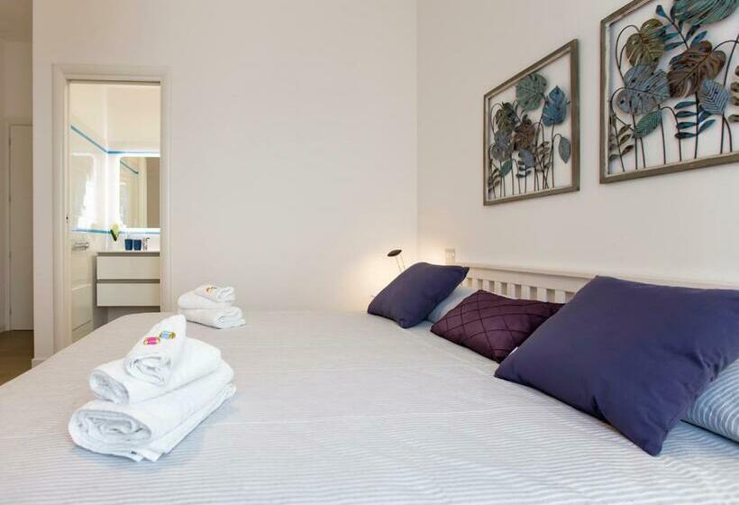 بنسيون Jolie Julie Accomodation