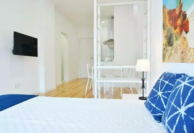 پانسیون Real Home