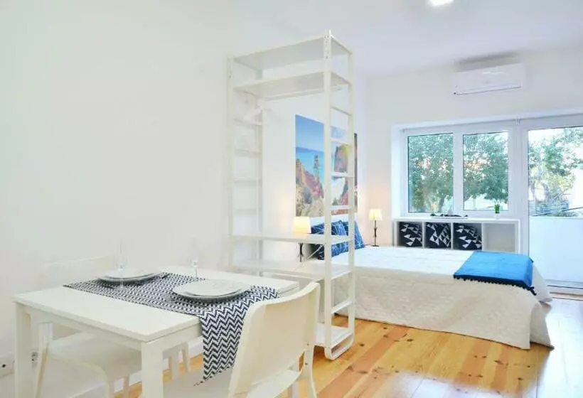 پانسیون Real Home