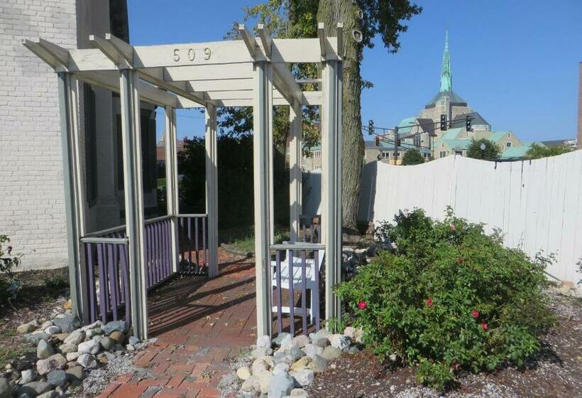 ユースホステル Historic Sion Bass Guest House