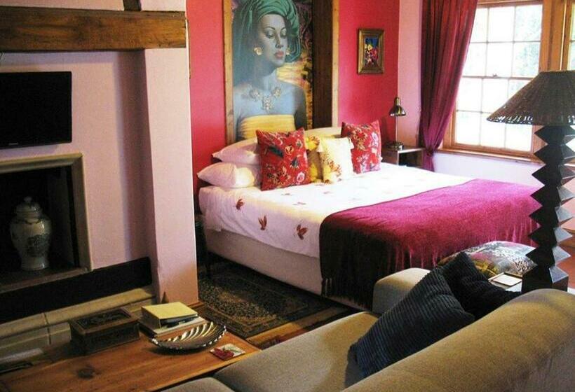 مبيت وإفطار Fleur Bleue & The Timber Frame