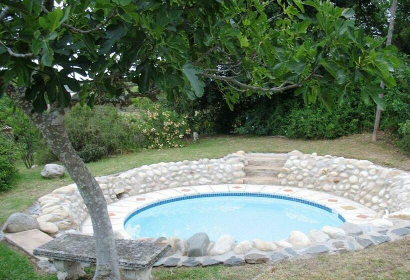 مبيت وإفطار Fleur Bleue & The Timber Frame