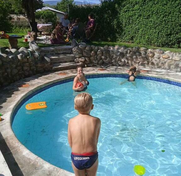 مبيت وإفطار Fleur Bleue & The Timber Frame