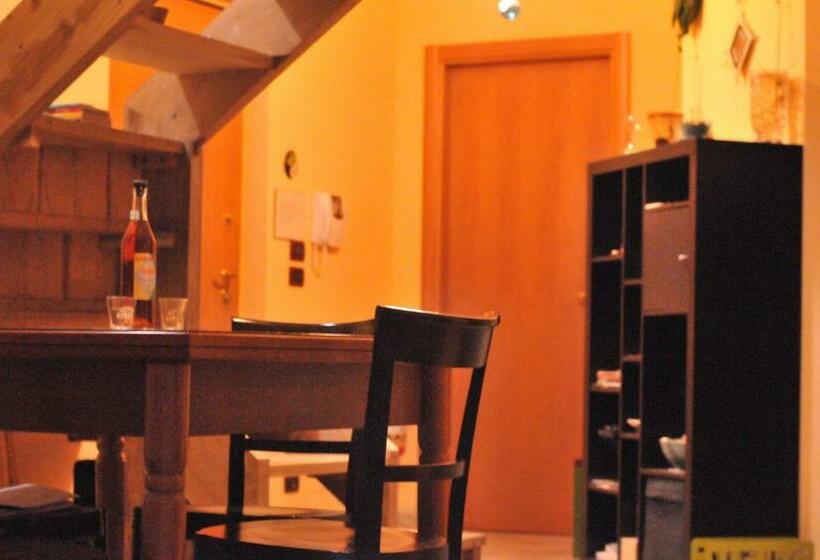 住宿加早餐  La Casa Zen