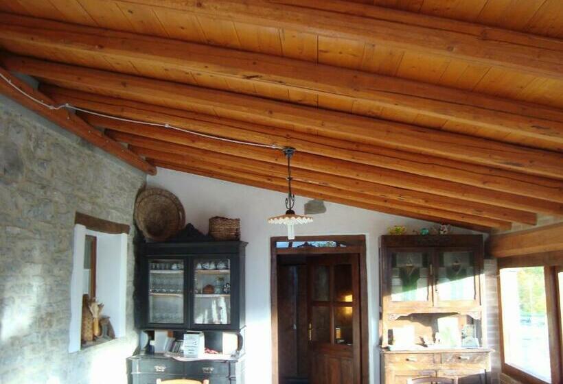 ベッドアンドブレックファースト Prati Dei Campassi