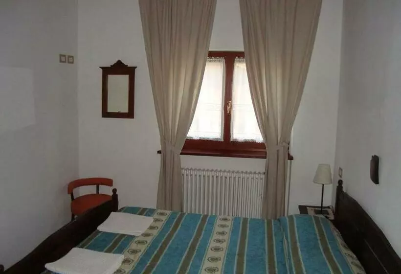 ベッドアンドブレックファースト Prati Dei Campassi