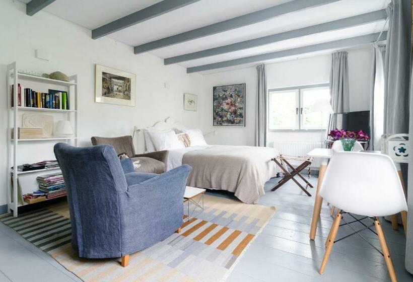 Bed and Breakfast The Pool House