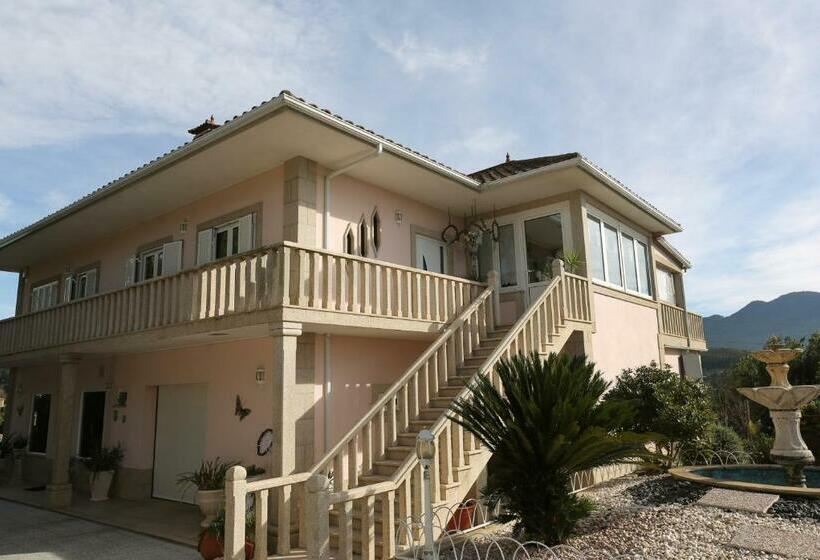 هتل Casa Flor Do Campo