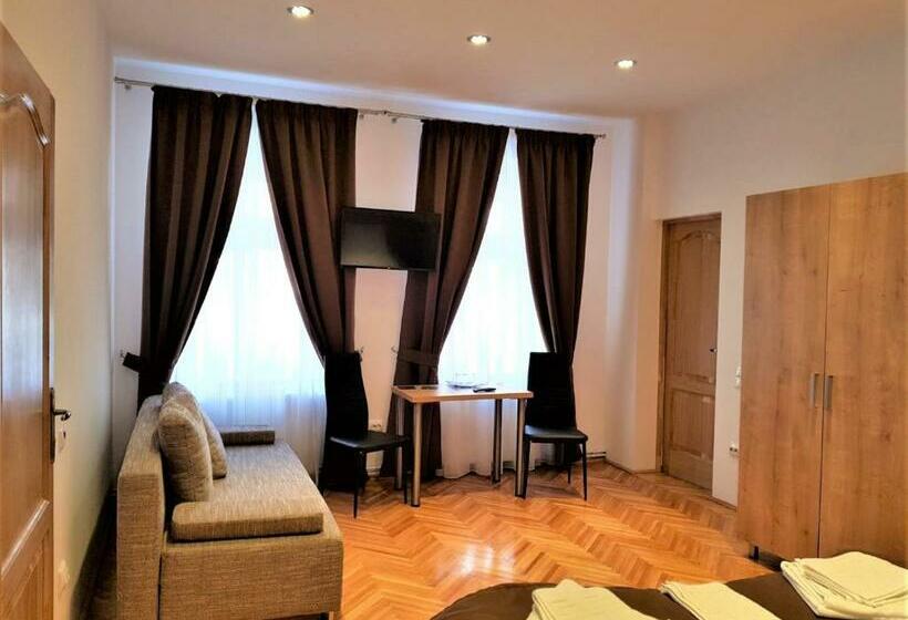 پانسیون 4rooms Central Sibiu
