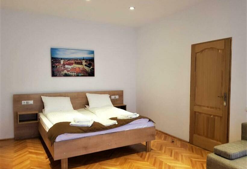 پانسیون 4rooms Central Sibiu
