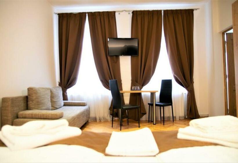 پانسیون 4rooms Central Sibiu