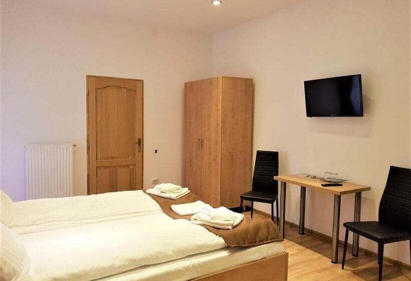 پانسیون 4rooms Central Sibiu