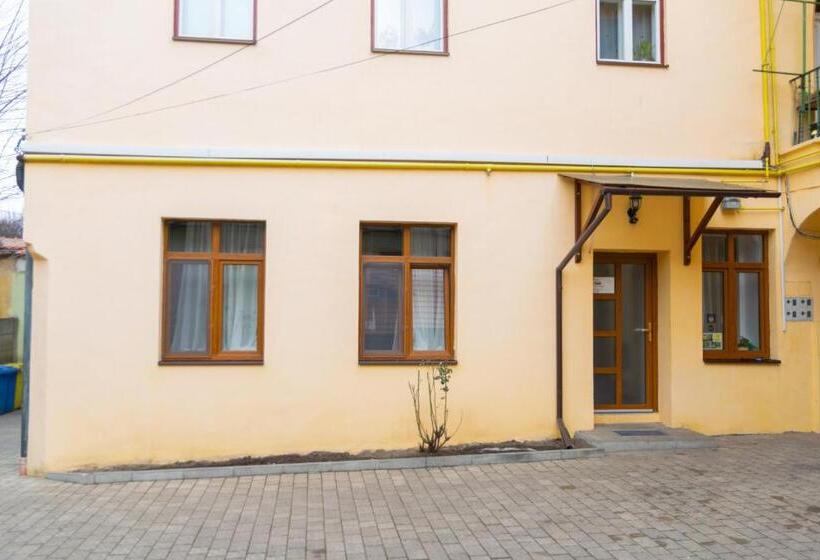 پانسیون 4rooms Central Sibiu