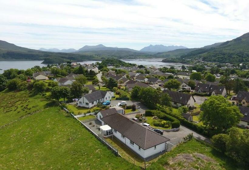 Air Leth Bed & Breakfast