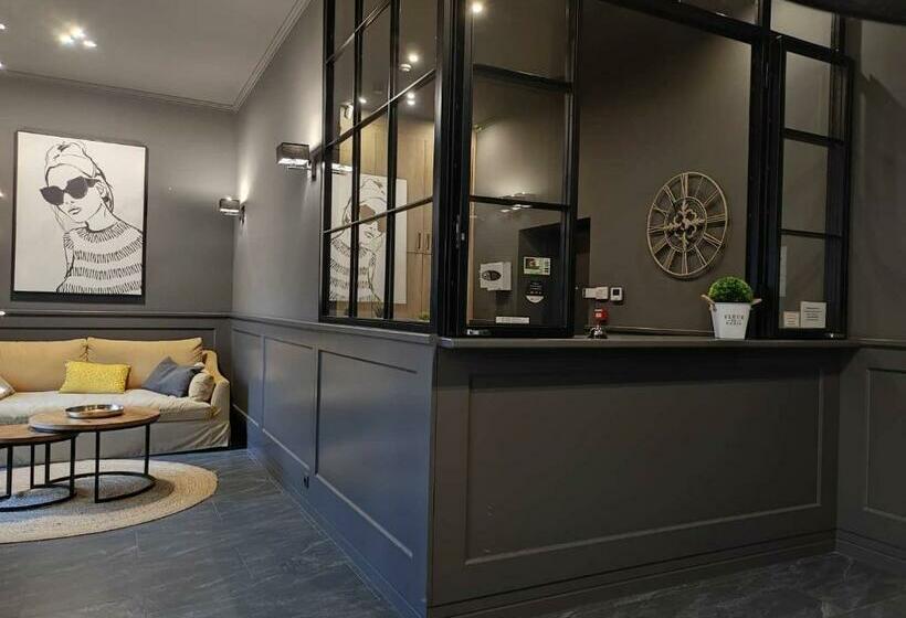 ベッドアンドブレックファースト Deák Panzió