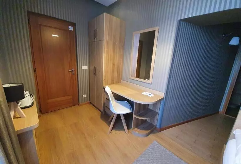 Aamiaismajoitus (B&B) Deák Panzió