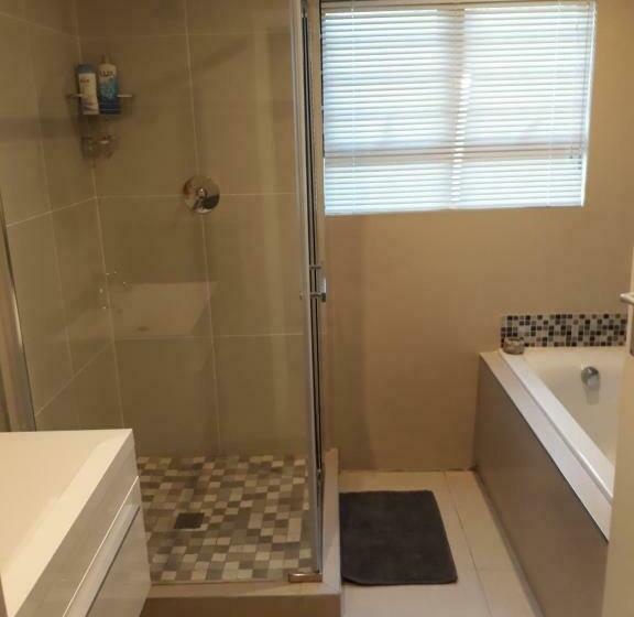 צימר Westbrook Place