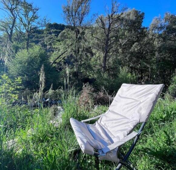 בית מלון כפרי Cabane