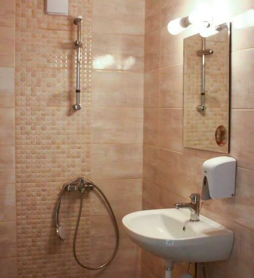 פנסיון Guest House Central