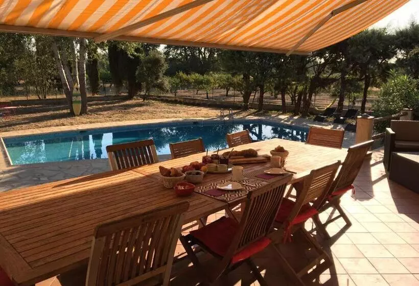 ベッドアンドブレックファースト Le Chêne Et L Eau