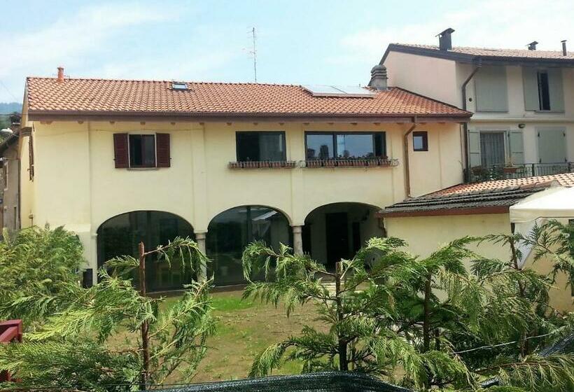 צימר Le Tre Arti