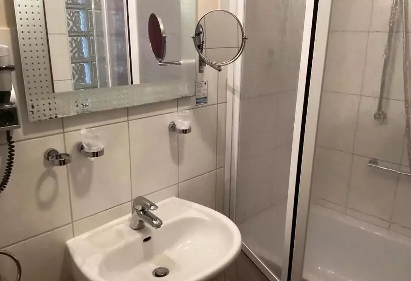 Hotelli Gästehaus Windflüchter