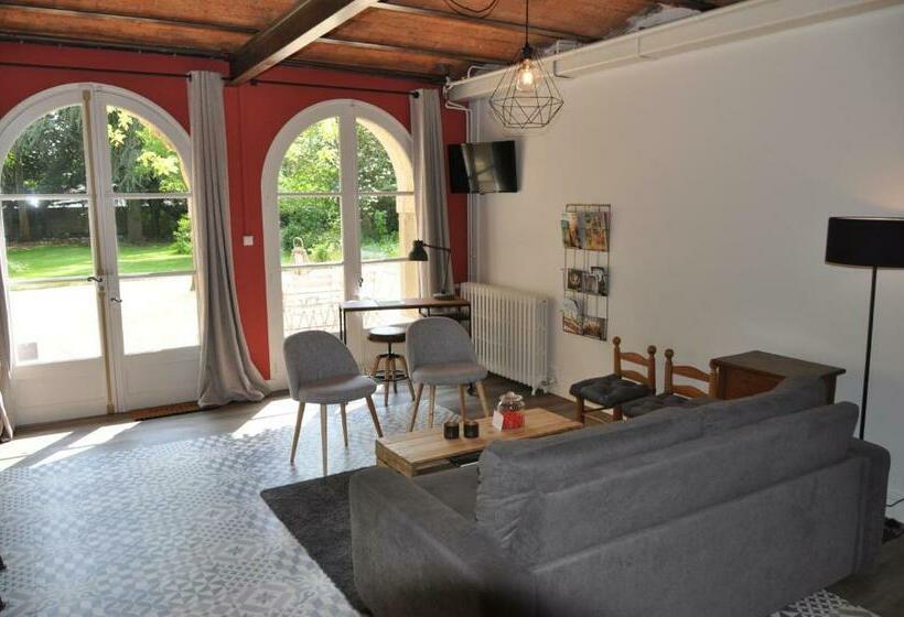 بنسيون Au Rez De Jardin