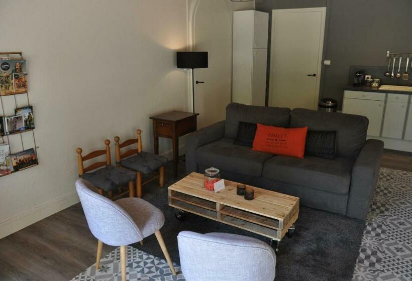 بنسيون Au Rez De Jardin