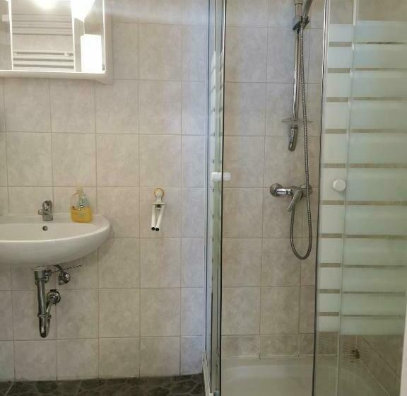 膳宿费 Goldene Krone