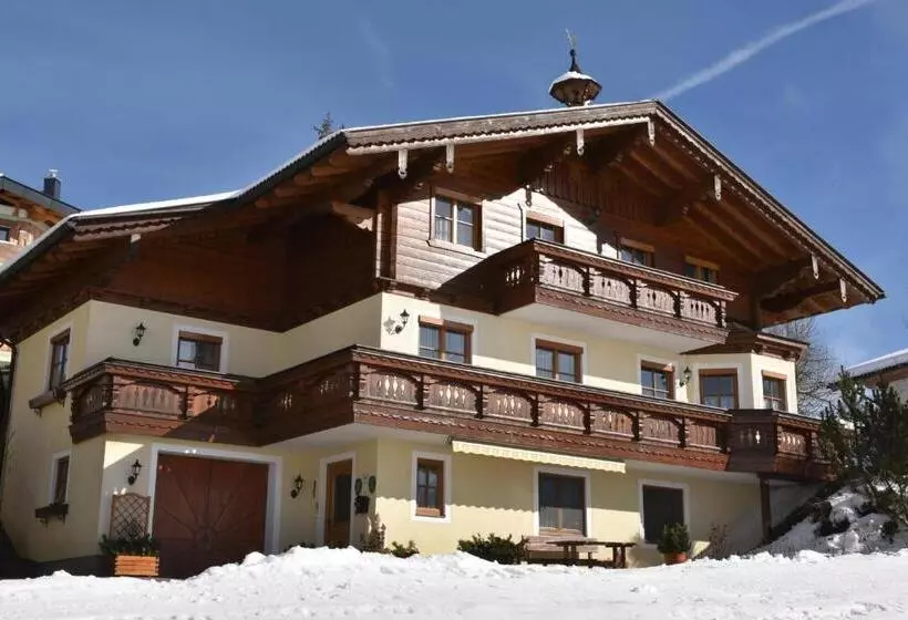 ペンション Haus Goldeggblick