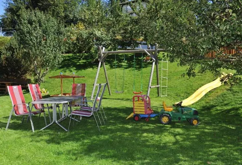 ペンション Haus Goldeggblick