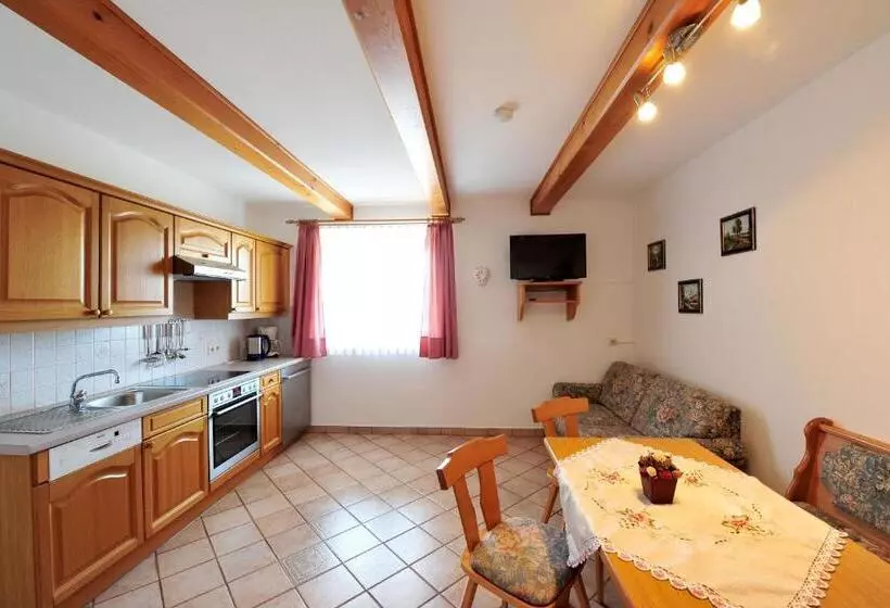 ペンション Haus Goldeggblick