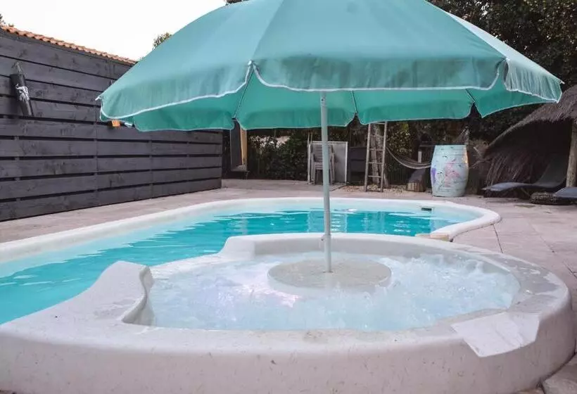 Majatalo La Yourte De Nîmes, Spa , Jacuzzi Chalet Logement Insolite