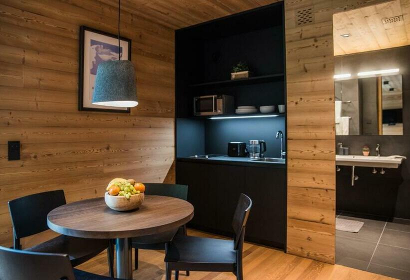 膳宿费 Riffelalp Lodge