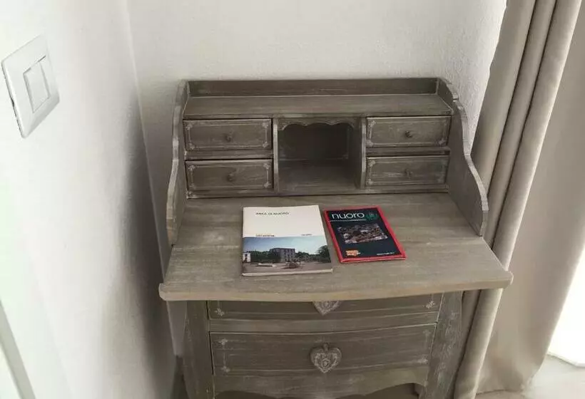 Aamiaismajoitus (B&B) Graffiti In Barbagia