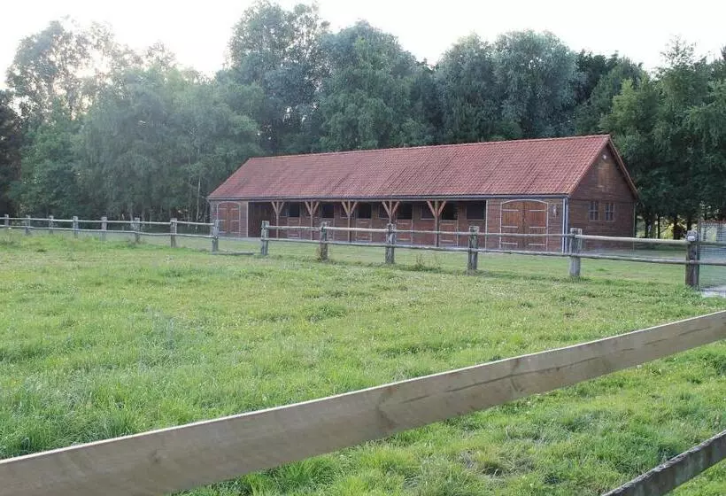 ベッドアンドブレックファースト Les Portes Des Froises