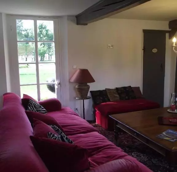 ベッドアンドブレックファースト Les Portes Des Froises