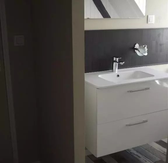 ベッドアンドブレックファースト Les Portes Des Froises