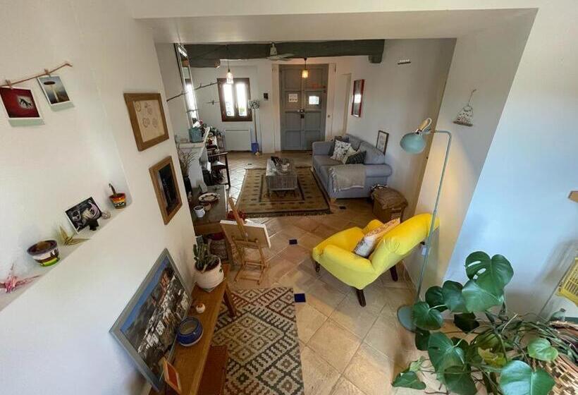 צימר Salvatierra Guest House